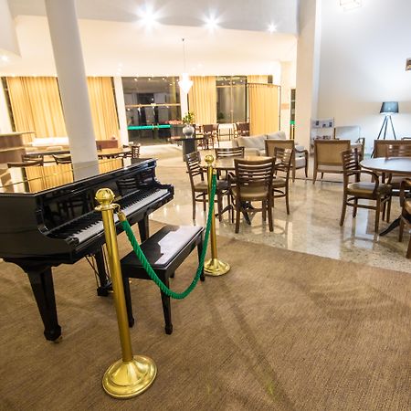 Hotel Golden Park All Inclusive Pocos De Caldas By Nacional Inn Ngoại thất bức ảnh The lounge at the airport