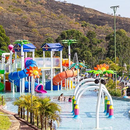 Hotel Golden Park All Inclusive Pocos De Caldas By Nacional Inn Ngoại thất bức ảnh Splash Island