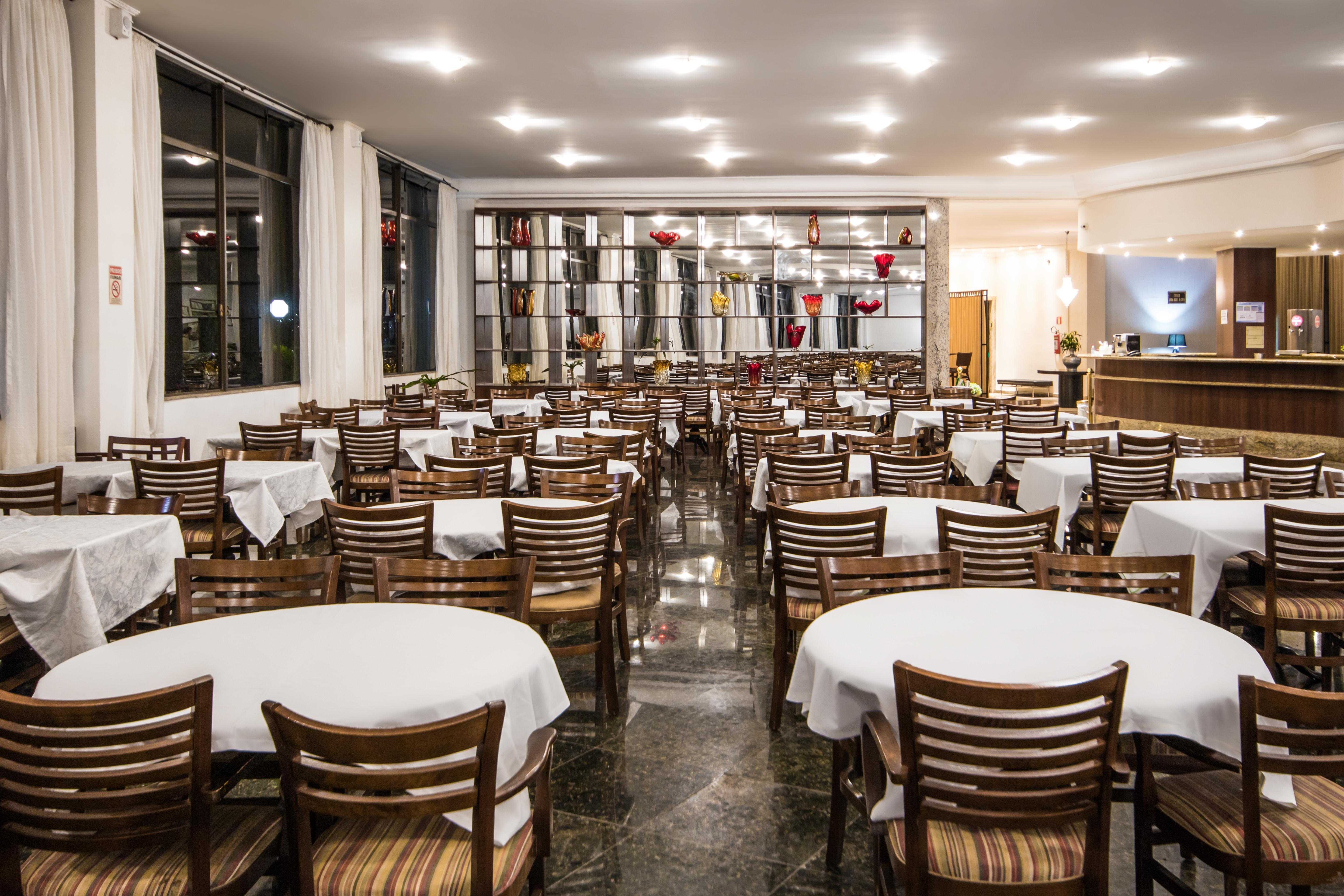 Hotel Golden Park All Inclusive Pocos De Caldas By Nacional Inn Ngoại thất bức ảnh The dining room