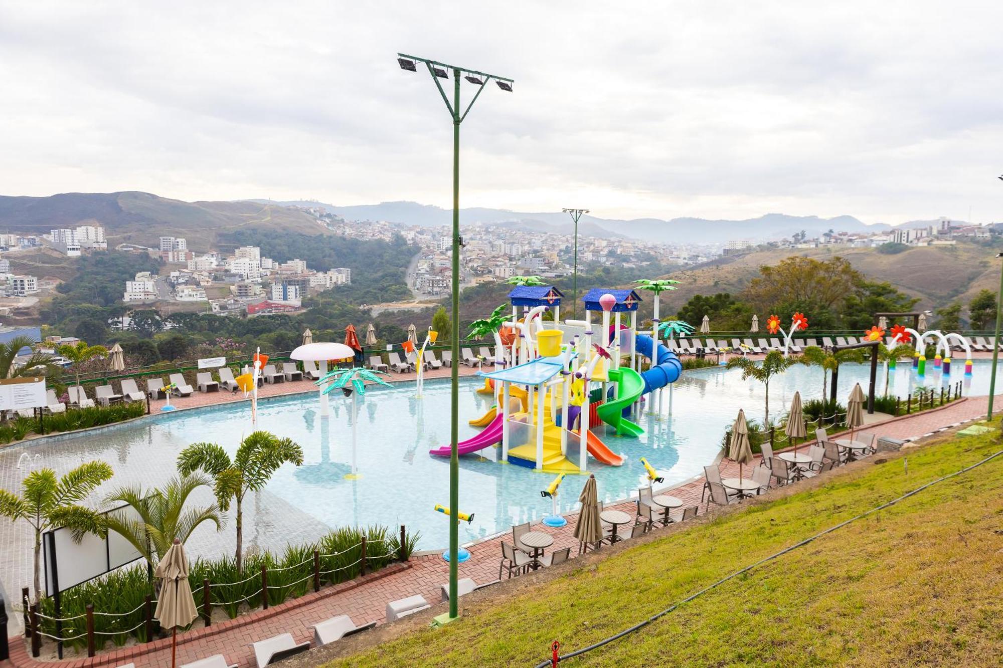 Hotel Golden Park All Inclusive Pocos De Caldas By Nacional Inn Ngoại thất bức ảnh Water park in the resort