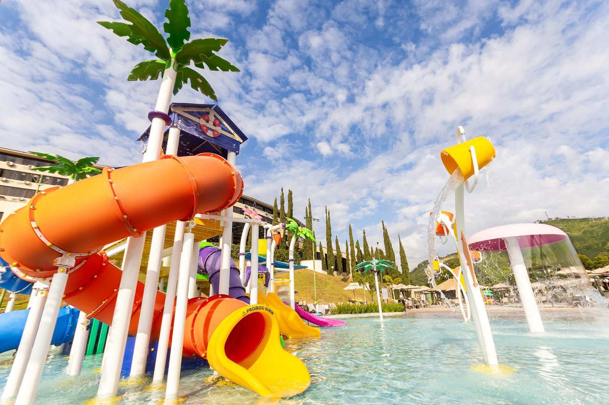 Hotel Golden Park All Inclusive Pocos De Caldas By Nacional Inn Ngoại thất bức ảnh The water park