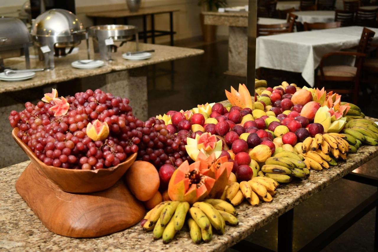 Hotel Golden Park All Inclusive Pocos De Caldas By Nacional Inn Ngoại thất bức ảnh Fruit display